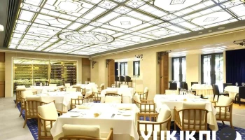 Ristorante “canoviano”(リストランテ カノビアーノ) - 目黒区