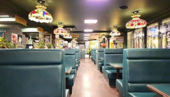 ラッキーピエロ 函館駅前店 - 函館市