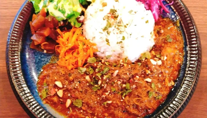 042currybaseゼロヨンニカリィベイス スパイスカレー専門店 料理飲み物 - 人吉市