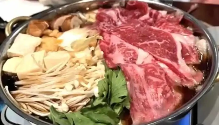 Akaru 明る Japanese Restaurant -  すき焼き - 倶知安町