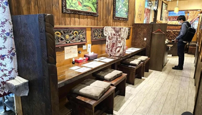 Asian Bar Ramai 函館五稜郭店 -  雰囲気 - 函館市