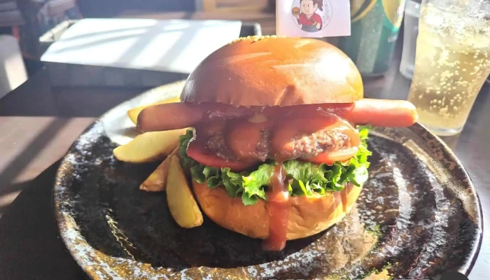 Burger志士 -  最新 - 半田市