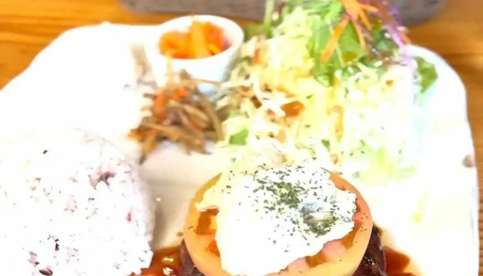 Cafe マシコビト -  最新 - 益子町
