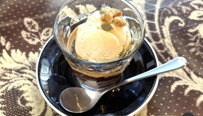 Curio Espresso And Vintage Design -  アフォガート - 金沢市