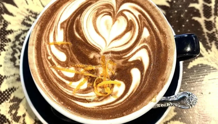 Curio Espresso And Vintage Design -  カフェラッテ - 金沢市