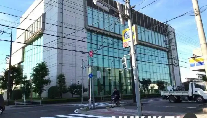 D -  Square 動画 - 刈谷市