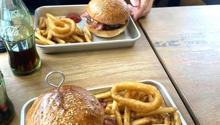 Eisha Burger 小田原 -  最新 - 小田原市