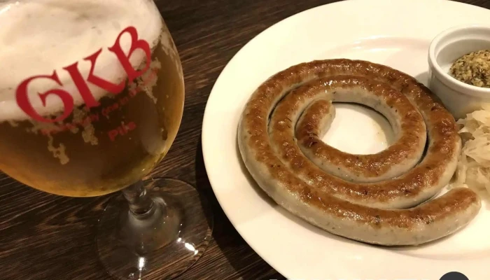 Gkb 御殿場高原ビール グランテーブル -  ブラートヴルスト - 御殿場市