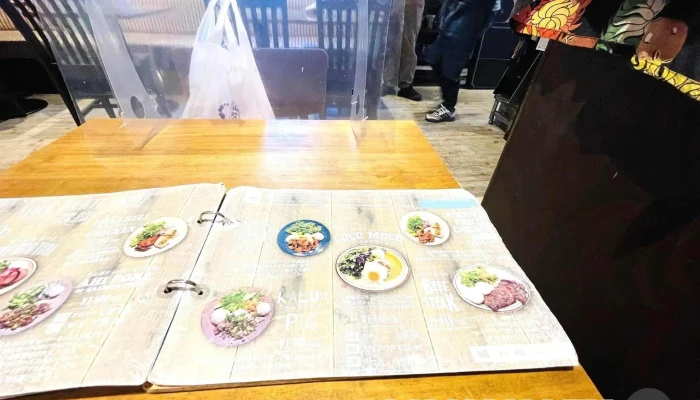 Hawaiian Bbq Hulichiki ハワイアンバーベキューフリチキ -  メニュー - 枚方市