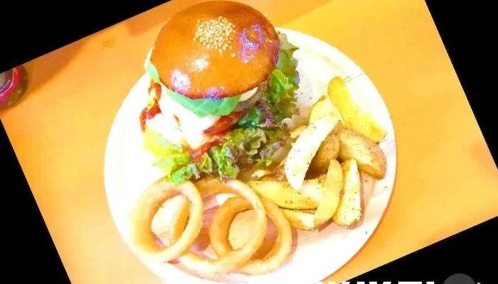 Nus Kitchen ハンバーガー - 枚方市