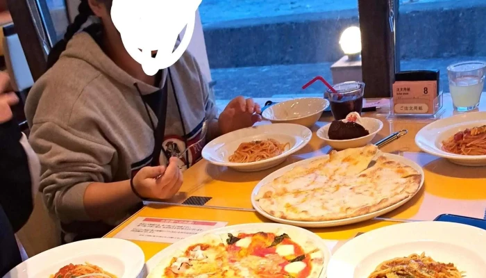 Pizzeria Amorino -  ウェブサイト - 函館市
