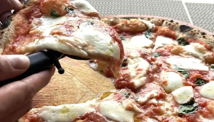 Pizzeria R Niseko オーナー提供 - 倶知安町