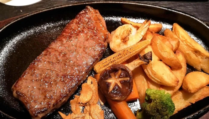 Steak -  House Kurogane 動画 - 延岡市
