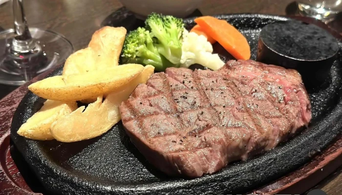 Steak Rosso Rosso -  サーロインステーキ - 倶知安町
