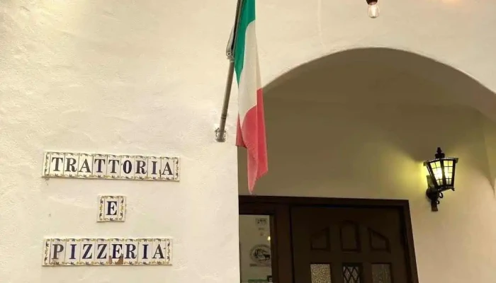 Trattoria E Pizzeria Amici - つくば市