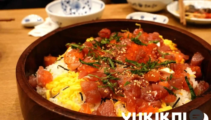 うおとら 鯱 ちらし寿司 - 半田市