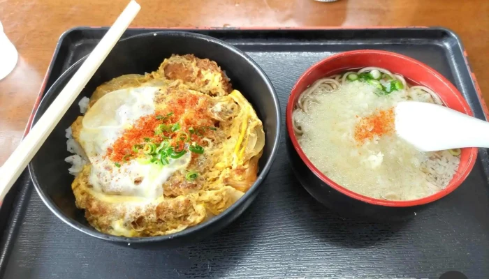 うどんそば やま信 延岡北店 カツ丼 - 延岡市