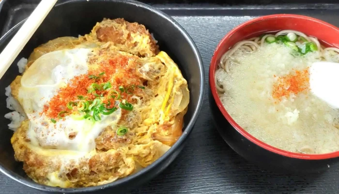 うどんそば やま信 延岡北店 スコア - 延岡市