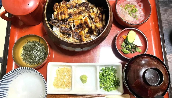 うなぎ処 四代目 志おや 四日市本店 -  鰻丼 - 宇佐市