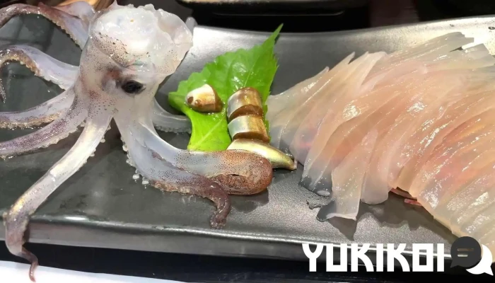 うに専門店世壱屋 函館朝市店 -  動画 - 函館市