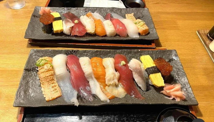 お食事処 すみれ -  寿司 - 小平町