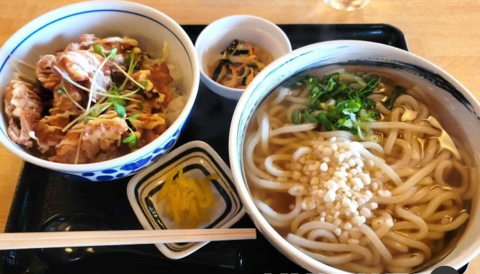 お食事処 よろづ -  うどん - 橿原市
