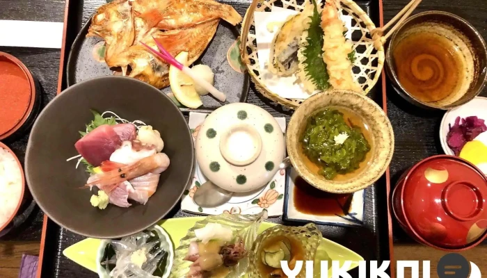 お食事処 八角 -  懐石 - 新庄市