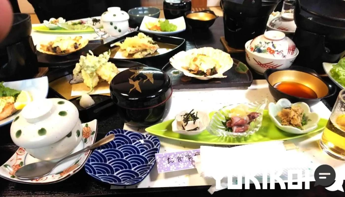お食事処 八角 -  料理飲み物 - 新庄市