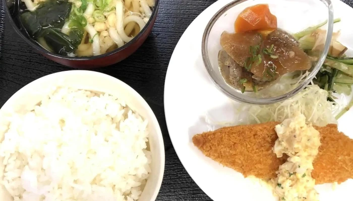 お食事処 加賀屋 -  近く - 寝屋川市