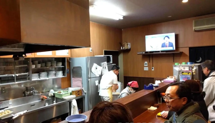 ぎょうざの店 黄楊つげ 雰囲気 - 延岡市