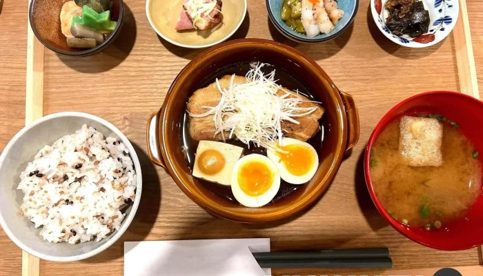 ごはんや囲かこい ラーメン - 寝屋川市