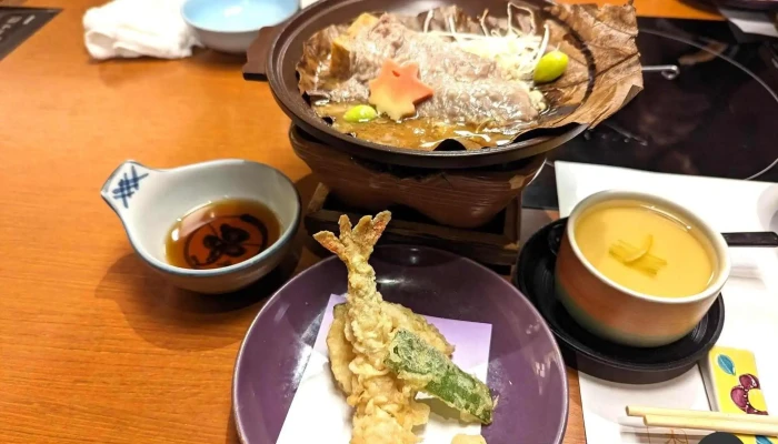 しゃぶしゃぶ日本料理 木曽路 半田店 すき焼き - 半田市