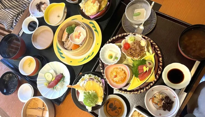 しゃぶしゃぶ日本料理 木曽路 半田店 懐石 - 半田市