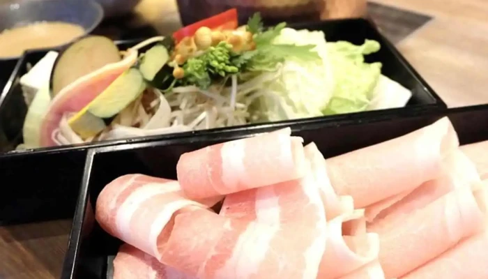 しゃぶしゃぶ藤 -  しゃぶしゃぶ - 寝屋川市