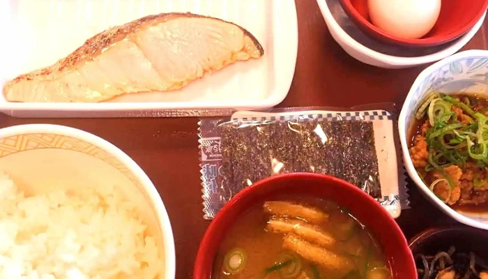 すき家 8号柏崎松美店 -  営業時間 - 柏崎市