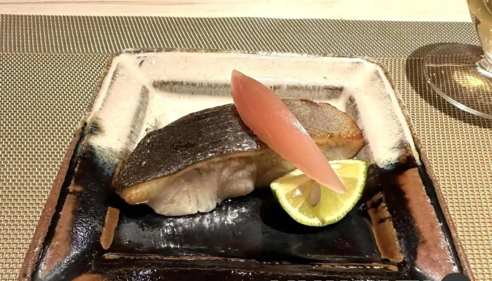 すし みむろ Since1976 三駒すし -  サバ - 人吉市