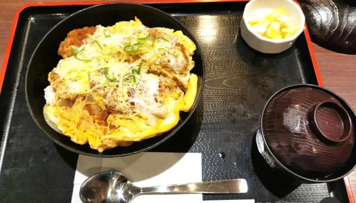 とん八 新庄駅東口店 -  カツ丼 - 新庄市