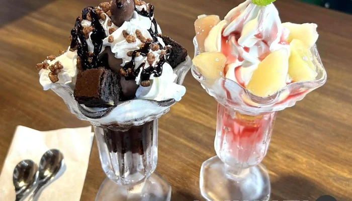 びっくりドンキー東村山店 -  パフェ - 東村山市