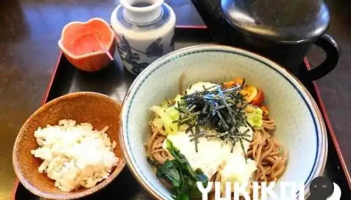 ほっとしてざわ塩尻駅店 -  麺 - 塩尻市