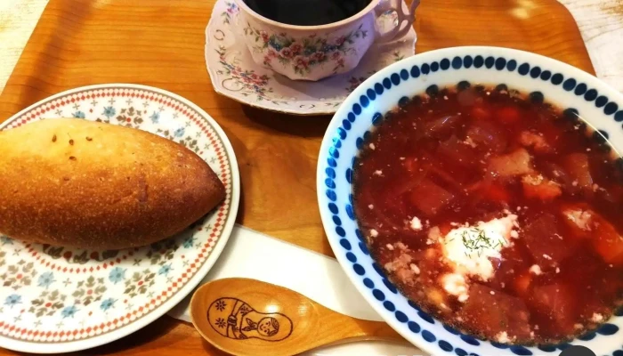 まるたま小屋 -  ボルシチ - 函館市