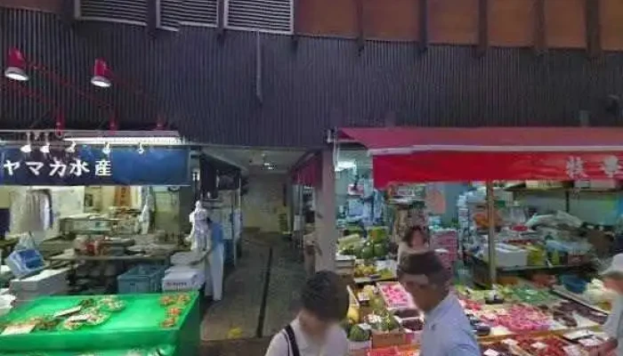 まわる寿し もりもり寿し 近江町店 - 金沢市