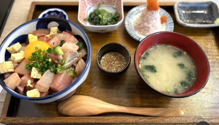 みなと食堂ととと -  丼物 - 萩市