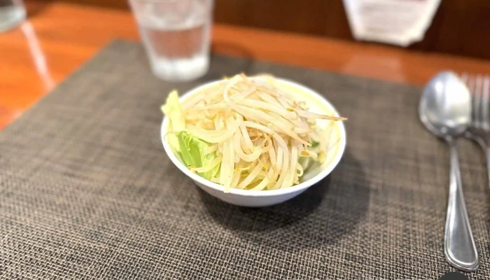 めぐろ三ツ星食堂メグロミツボシショクドウ 料理飲み物 - 品川区