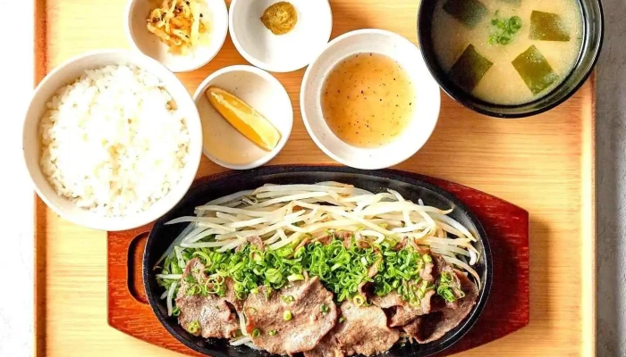 やよい軒 姫路飾磨店 -  麺 - 姫路市
