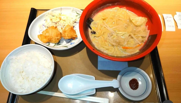 やよい軒 寝屋川讃良西町店 -  麺 - 寝屋川市
