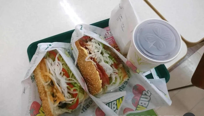 ウェンディーズファーストキッチン 寝屋川ビバモール店 料理飲み物 - 寝屋川市