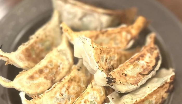 ウレシイ餃子バル リバール -  プロモーション - 前橋市