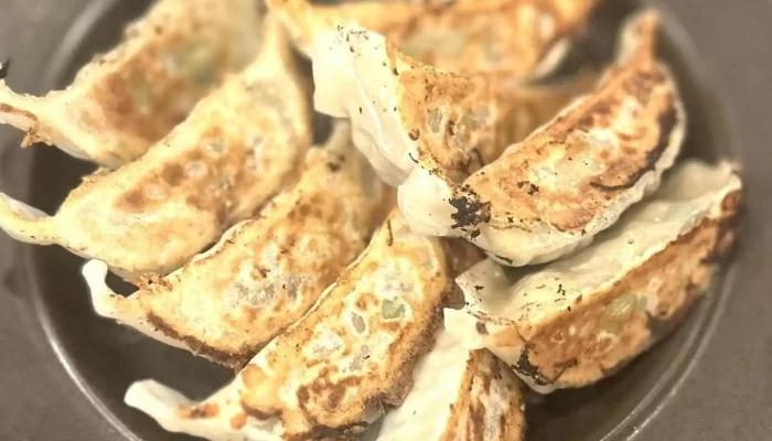 ウレシイ餃子バル リバール -  最新 - 前橋市