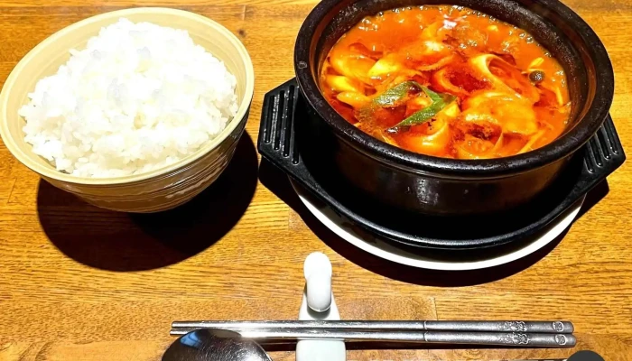 オモニの味 -  キムチ - 草津市