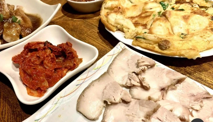 オモニの味 -  食肉 - 草津市